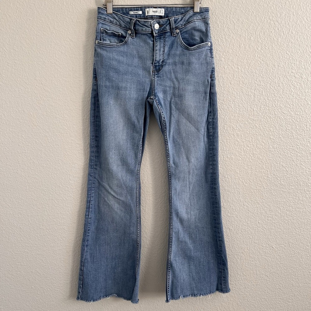 MNG Sz 5 6 Women's Jeans Medium Wash Flare Leg Raw Hem Y2K Retro Stretch Denim